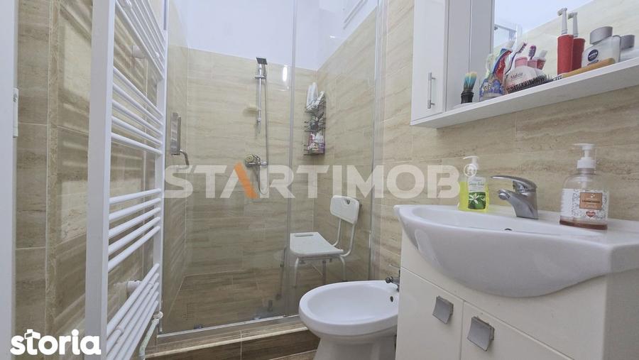 Apartament cu 2 camere decomandat, mobilat în Triaj