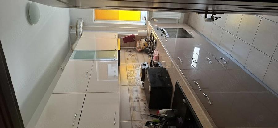 Apartament cu 2 camere decomandat în Teiul Doamnei