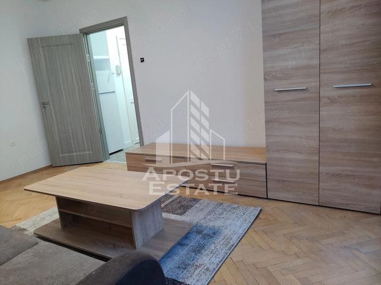Apartament cu 2 camere decomandat în Bălcescu