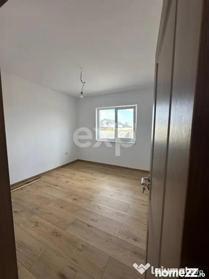Casă cu 4 camere cu Teren 336 Mp în Clinceni