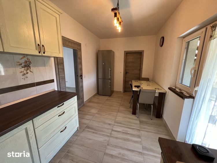 Casă cu 4 camere decomandat cu Teren 250 Mp în Țiglari