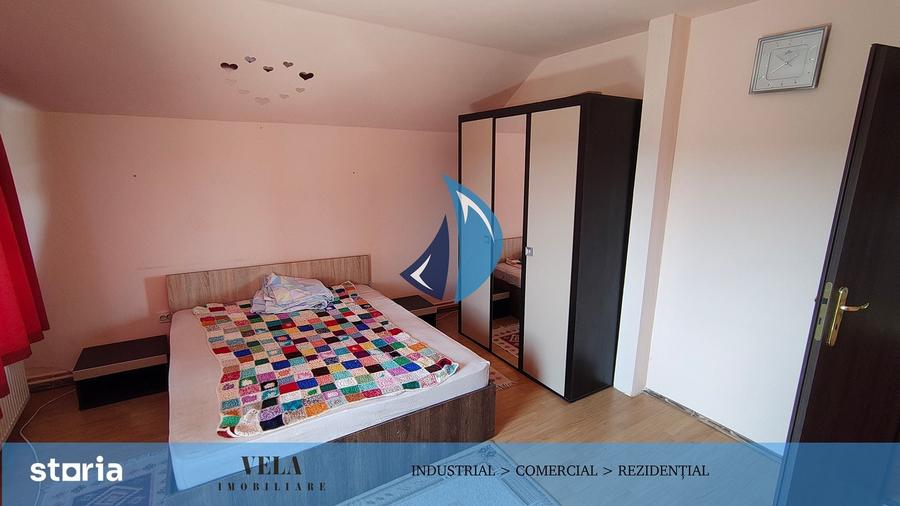 Casă cu 4 camere cu Teren 460 Mp în Livezeni