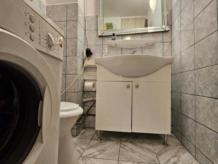 Apartament cu 3 camere decomandat, mobilat în Dristor