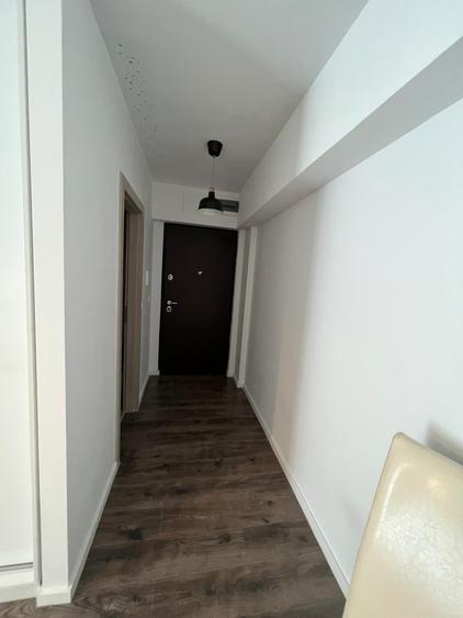 Apartament cu 3 camere decomandat în Pipera