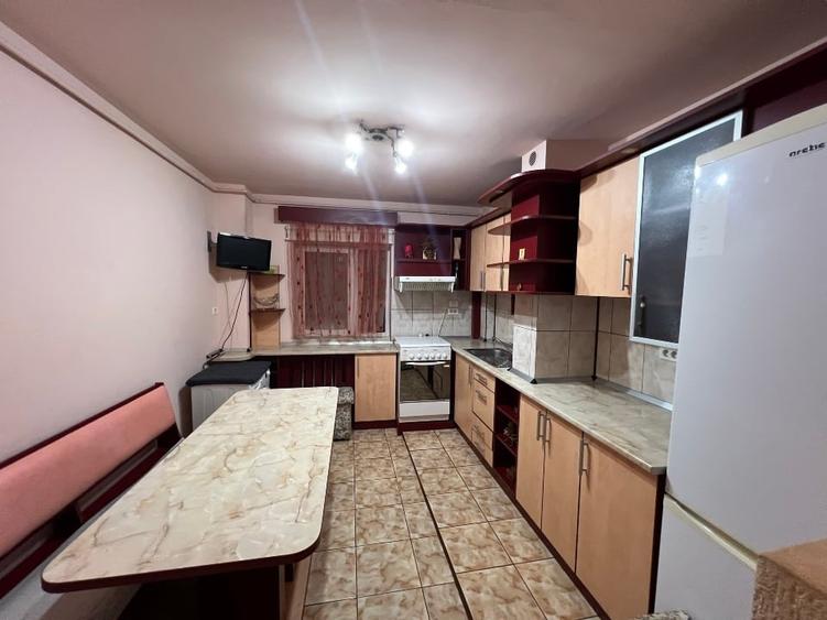 Apartament cu 2 camere, mobilat în Micălaca