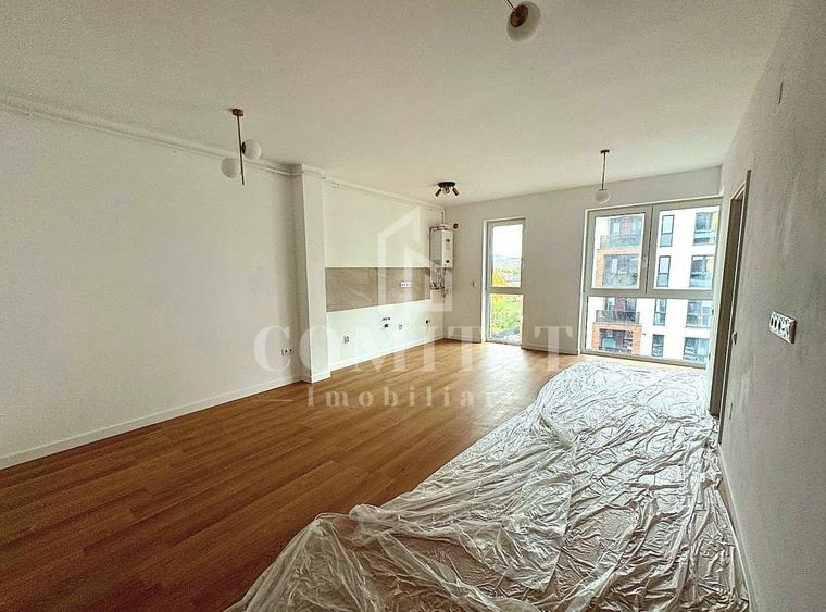 Apartament cu 2 camere semidecomandat în Florești