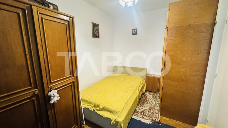 Apartament cu 2 camere nedecomandat, mobilat în Mihai Viteazul