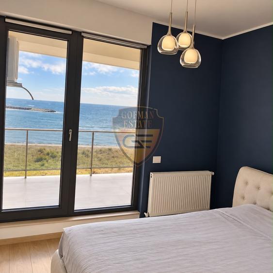 Apartament cu 3 camere decomandat în Faleza Nord