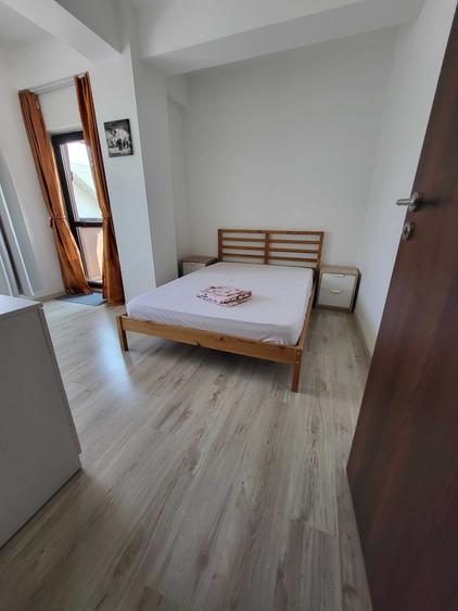 Apartament cu 2 camere decomandat în Ghencea
