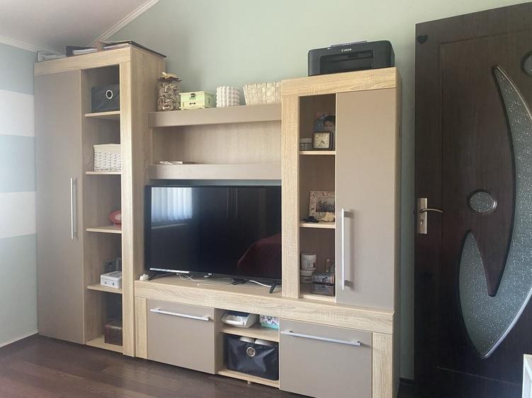Apartament cu 2 camere decomandat în Exterior Vest