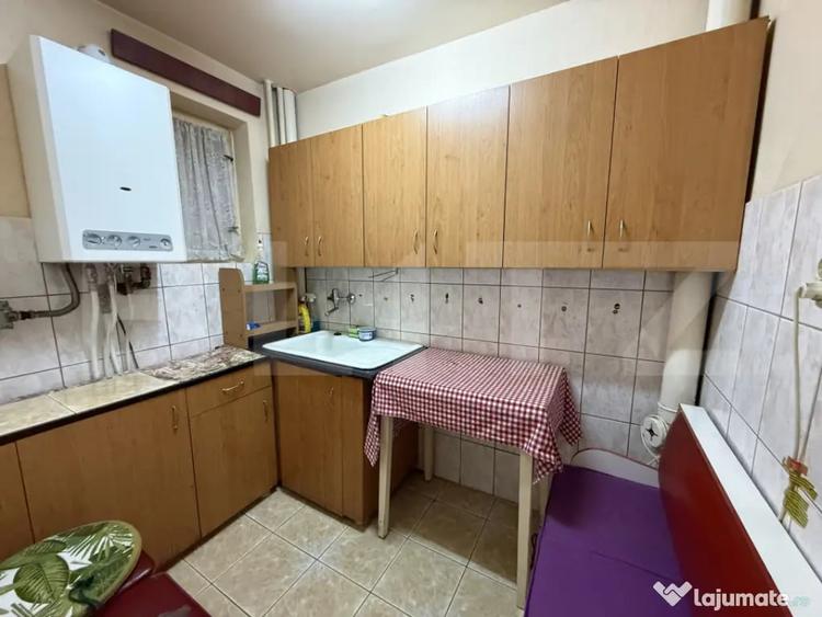Apartament cu 2 camere decomandat în Micro 14