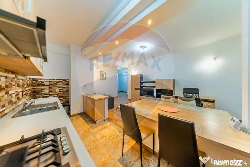 Apartament cu 3 camere decomandat în UTA