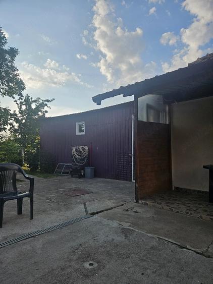 Casă cu Teren 1700 Mp în Grabaț