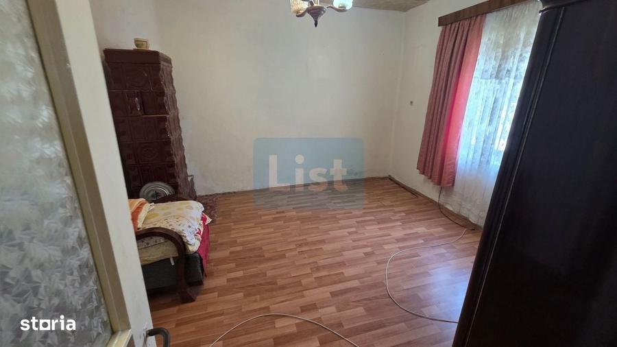 Casă cu 2 camere în Șimian