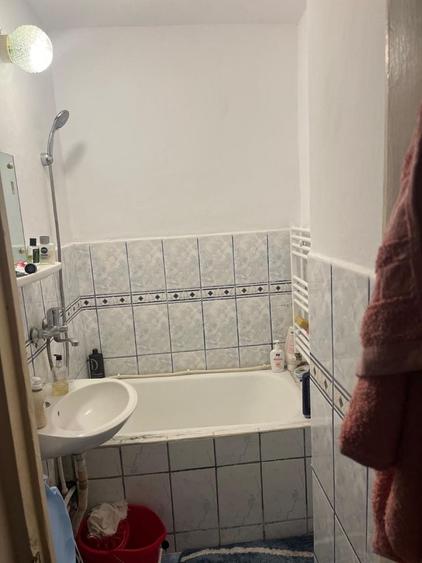 Garsonieră decomandată în Central