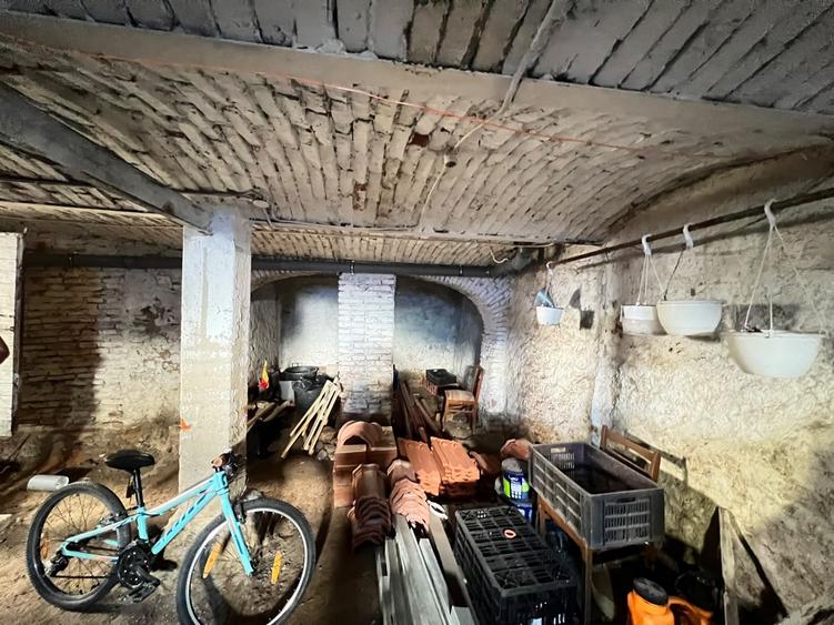 Apartament cu 2 camere decomandat, mobilat în Brașovul Vechi