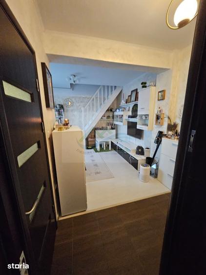 Apartament cu 3 camere decomandat în Ipotești