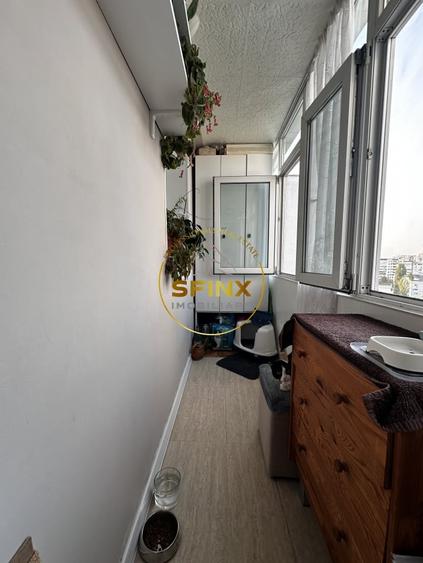 Apartament cu 3 camere decomandat în Decebal