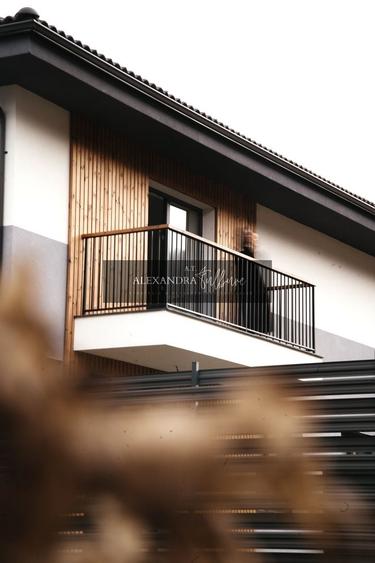 Duplex cu 4 camere cu Canalizare în Florești