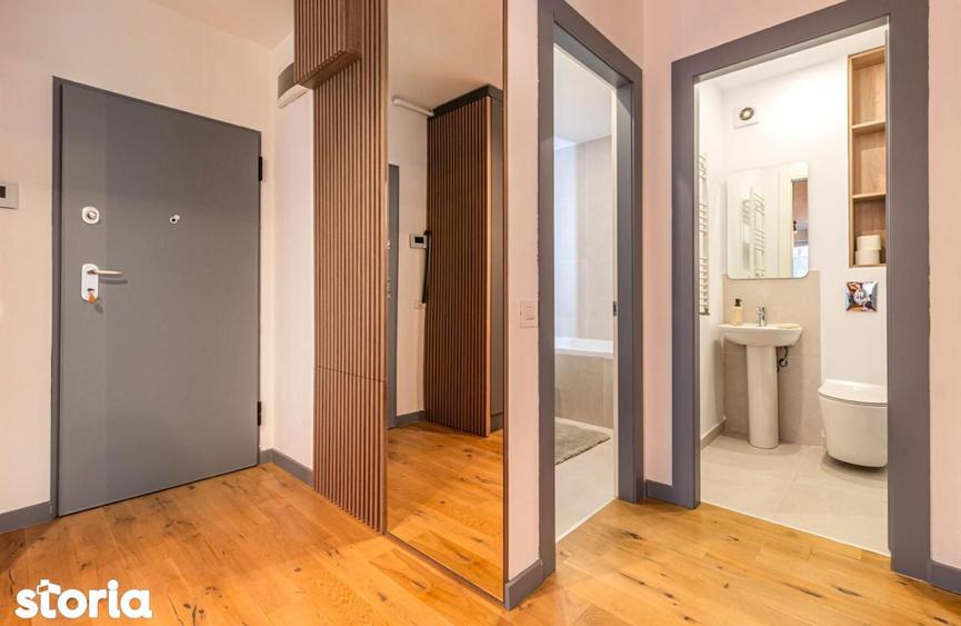 Apartament cu 3 camere, mobilat în Regie