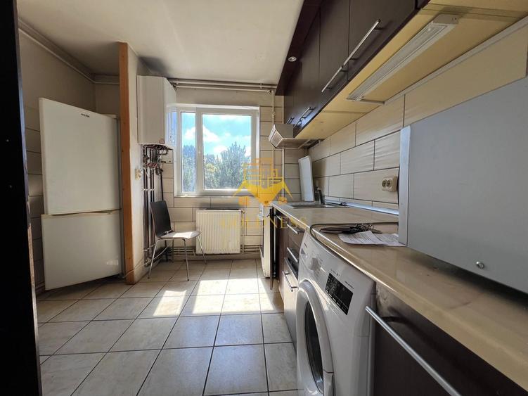 Apartament cu 4 camere decomandat, mobilat în Mănăștur