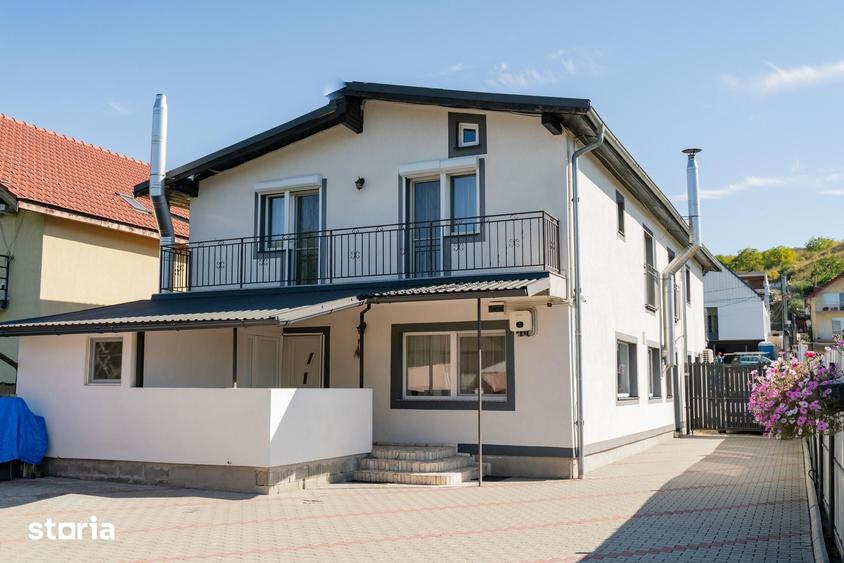Casă cu 4 camere cu Teren 600 Mp în Borhanci