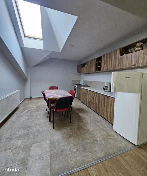 Apartament cu 3 camere decomandat în Iosia