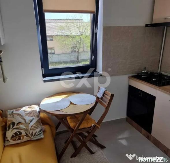 Garsonieră decomandată în Trivale
