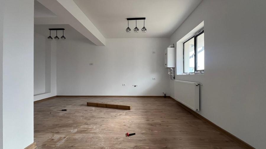 Casă cu 3 camere cu Canalizare în Prelungirea Ghencea