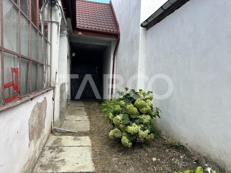 Casă cu 2 camere cu Canalizare în Făgăraș