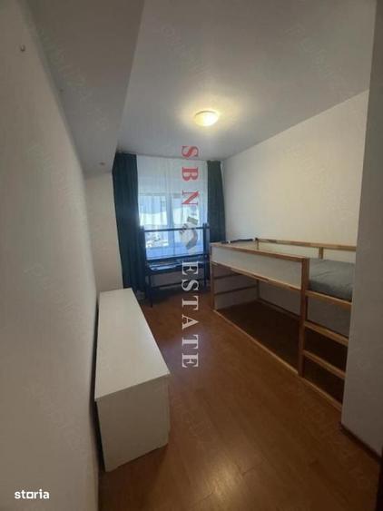 Apartament cu 3 camere decomandat în Băneasa