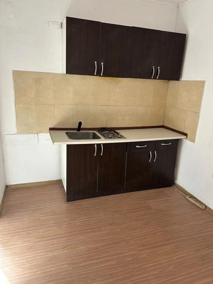 Casă cu 3 camere cu Teren 90 Mp în Calarași 4