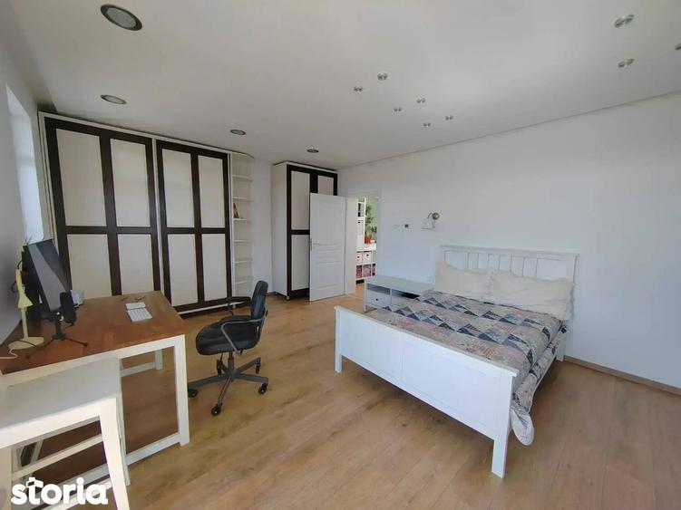 Casă cu 3 camere decomandat cu Teren 830 Mp în Corbeanca