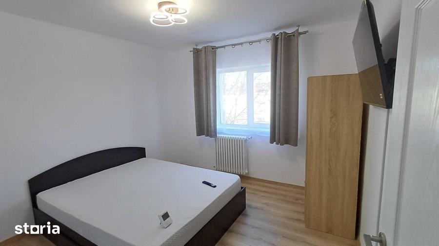 Apartament cu 3 camere decomandat în Târgu Cucu