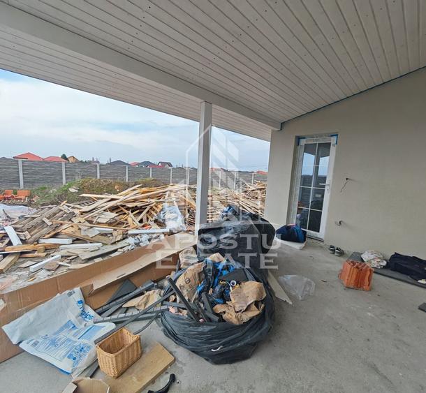 Duplex cu 3 camere cu Canalizare în Șag