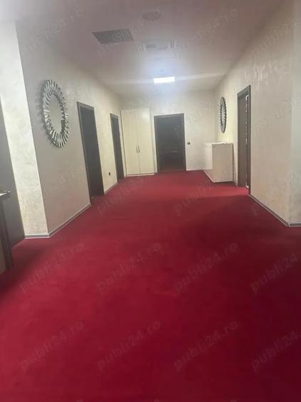 Spațiu comercial, de 530 mp, în Central