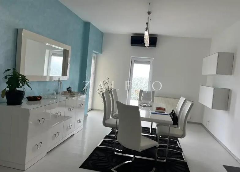 Apartament cu 4 camere decomandat, mobilat în Lipovei