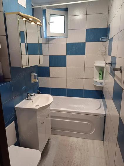 Apartament cu 2 camere decomandat în Berceni