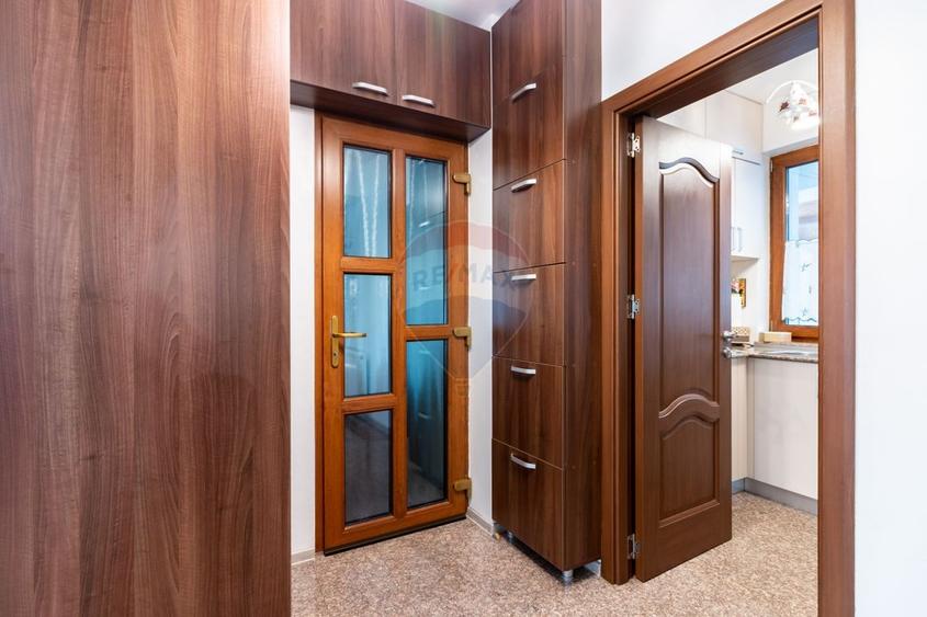 Casă individuală cu 4 camere cu Teren 325 Mp în Balotești