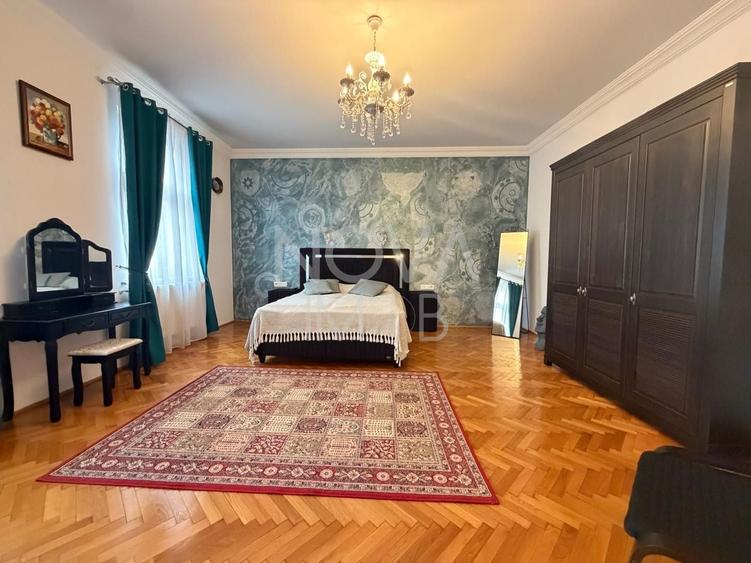 Apartament cu 3 camere semidecomandat, mobilat în Ultracentral