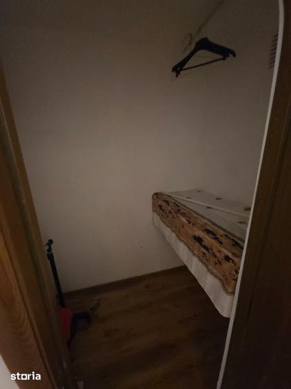 Apartament cu 3 camere decomandat în Burdea