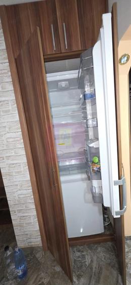 Apartamnet cu 3 camere de vanzare in Campina, Central - 10