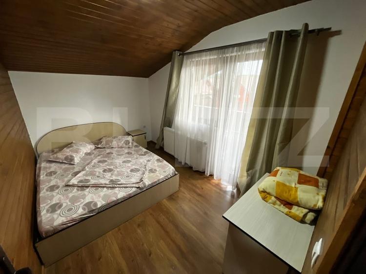 Casă individuală cu 6 camere cu Canalizare în Beclean