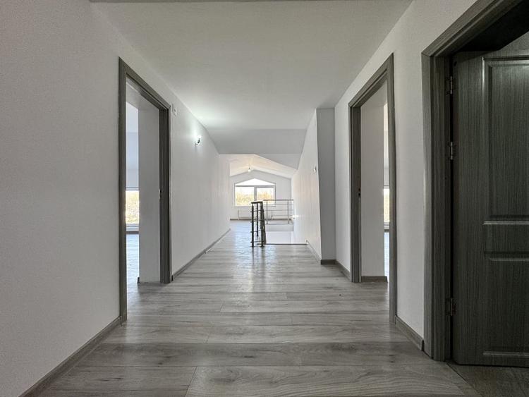 Casă individuală cu 4 camere cu Teren 308 Mp în Chiajna