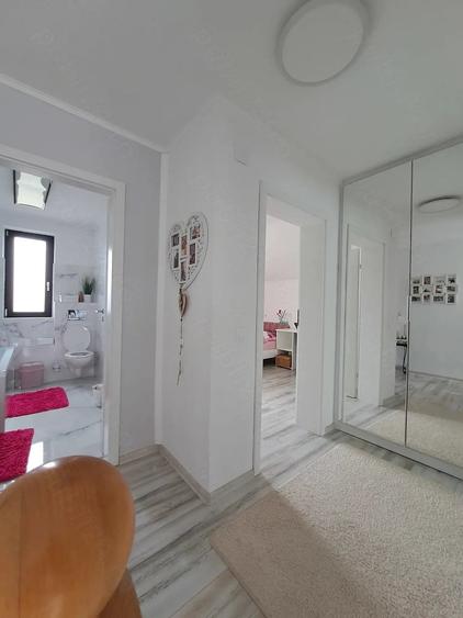 Casă cu 3 camere cu Teren 272 Mp în Sânandrei