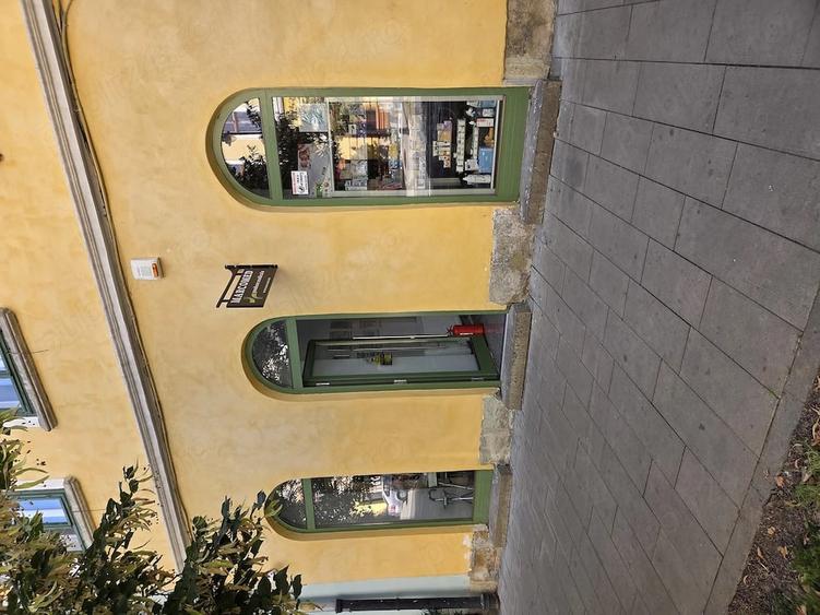 Spațiu comercial, de 98 mp, în Central