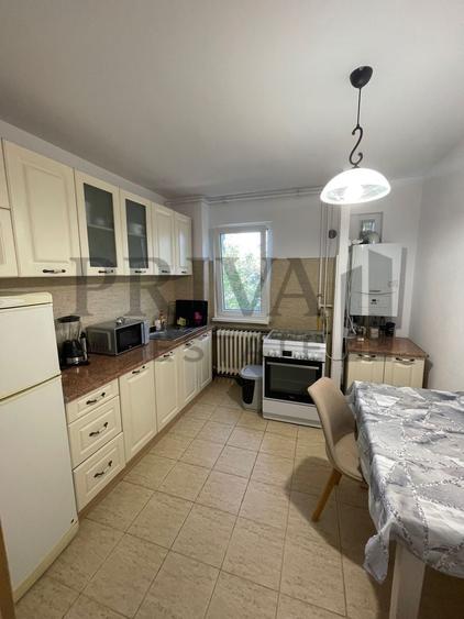 Apartament cu 2 camere decomandat, mobilat în Medicină