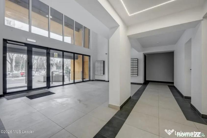 Apartament 2 camere cu vedere la lac in GranVia LakeView - 12