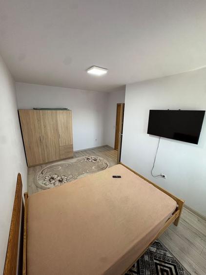 Apartament cu 2 camere decomandat în Rediu