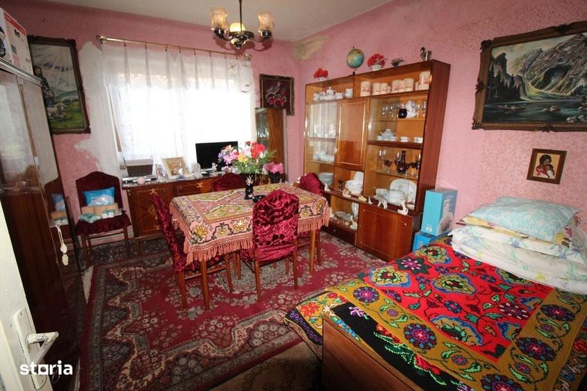 Vand casa P+Pod in Hunedoara, zona Chizid, teren 250mp, anexe... - 11